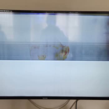 Vestel TV Shows White Screen Right After Warranty Period Ends