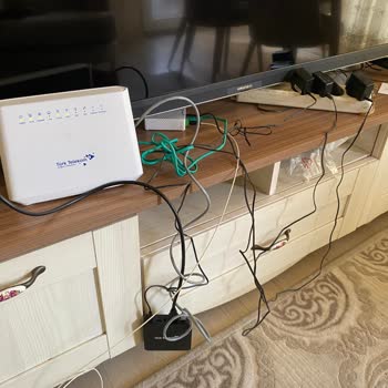 Düzensiz Kurulum Ve Kablo Karmaşası Mağduriyeti