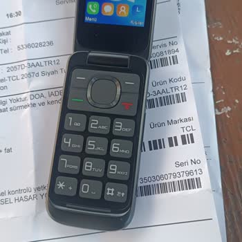 Bozuk Telefon Ve Yetersiz Servis Deneyimi