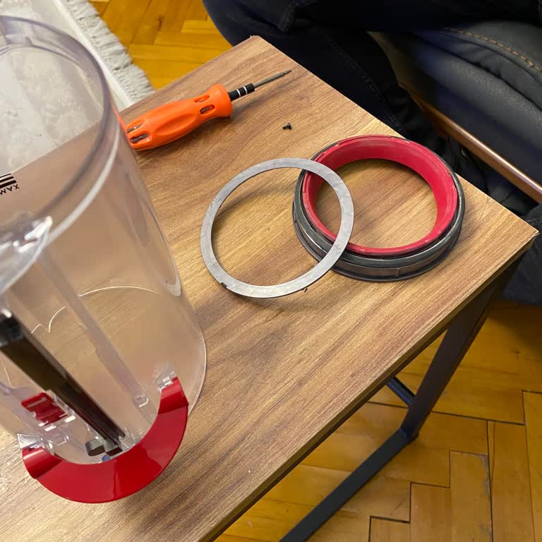 Dyson V11 Süpürge Toz Haznesi Sorunu