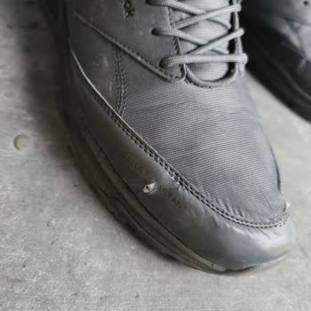 Reebok Ayakkabının Beklenmedik Kalite Sorunu