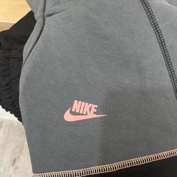 Monark. Wear Monark. Wear Yanlış Renk Gönderimi Ve İletişim Eksikliği