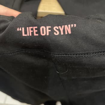 Monark. Wear Monark. Wear Yanlış Renk Gönderimi Ve İletişim Eksikliği