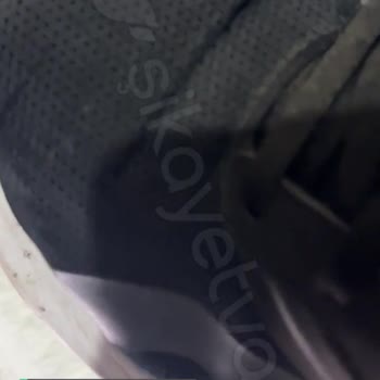 Reebok Ayakkabının Yenisiyle Değişimini Talep Ediyorum!