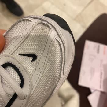 Nike Ürünlerinde Kalite Sorunu Ve Müşteri Memnuniyetsizliği