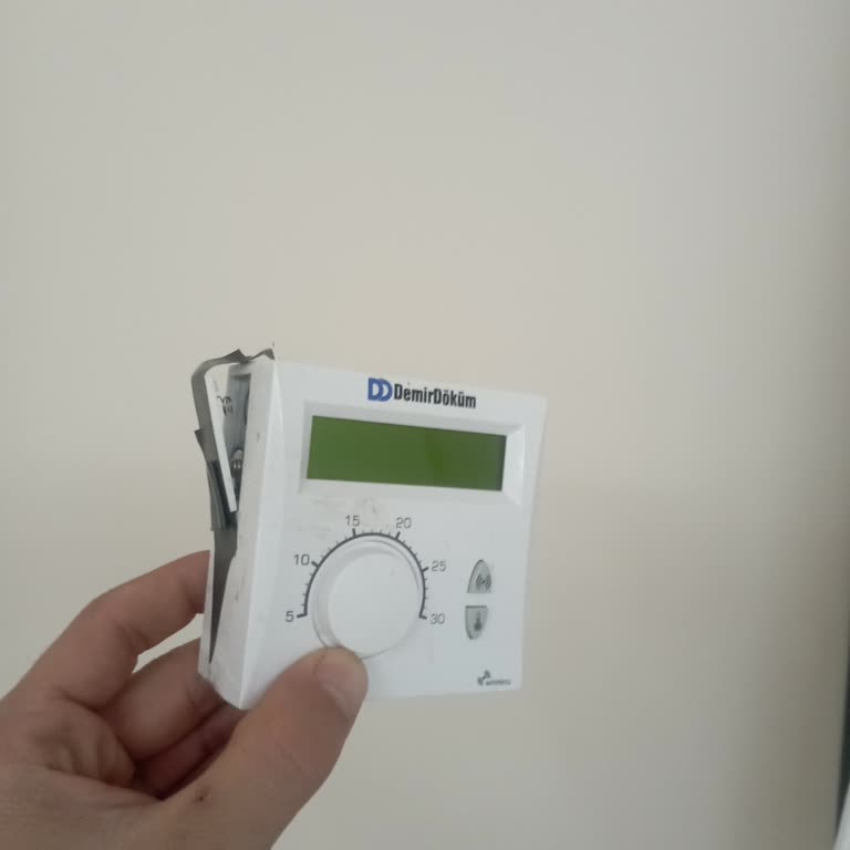 DemirDöküm Oda Termostatı Pil Kapağı Sorunu Ve Yetersiz Müşteri Hizmetleri