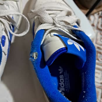 Adidas Ayakkabıda Beklenmedik Sorun Ve Çözüm Talebi