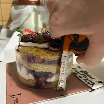 Küçük Boyutlu Pasta Ve İade Sorunu