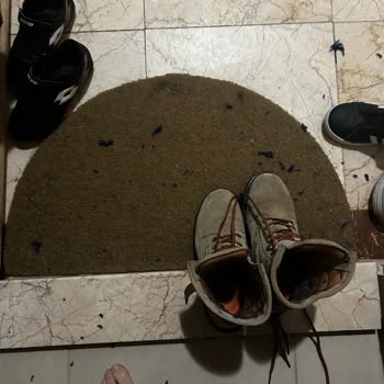 Kalitesiz Çoraplar Günümü Mahvetti