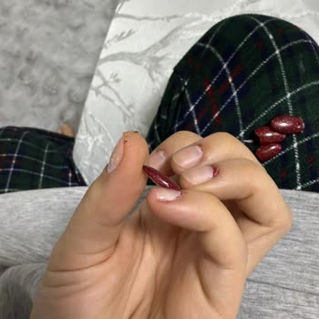 La Liva Beauty Studio Academy İle Başarısız Tırnak İşlemi