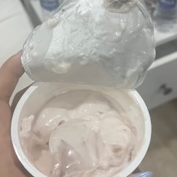 Sek Quark'tan Küflü Kağıt Şoku: Zehirlenme Tehlikesi