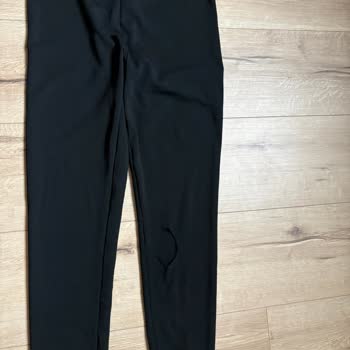 Yırtık Tayt Ve Yetersiz Müşteri Hizmeti