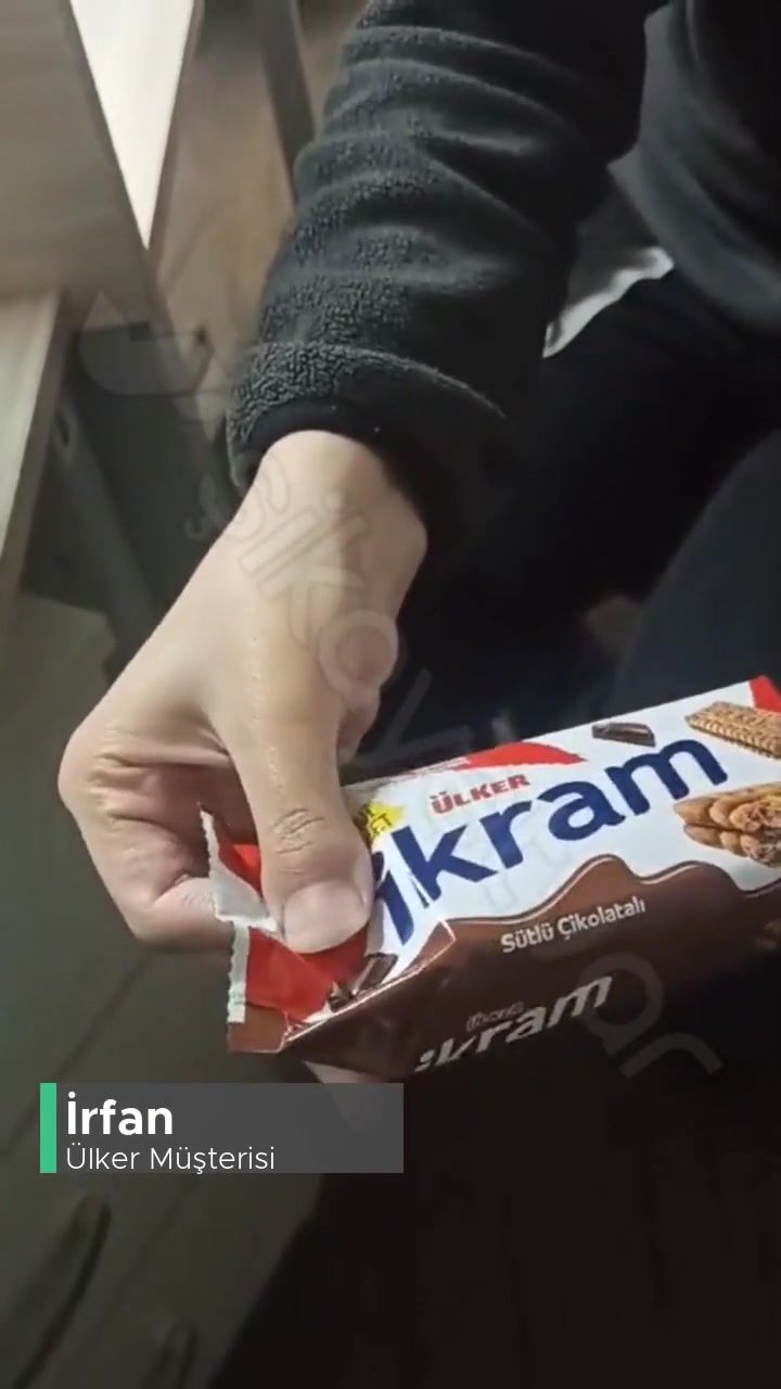 Ülker Bisküvi Paketinden Eksik Ürün Çıkması! videonun kapak resmi