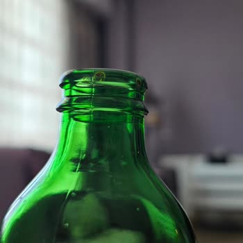 Paslı Kapakla Gelen Mineralli Su Sürprizi