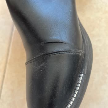 Derimod Botta Erken Yırtılma Ve Garanti Süresi Sorunu