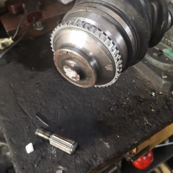 Sürekli Arızalanan Aks Parçası: Ürün Kalitesi Ve Güvenilirliği Sorgulanıyor