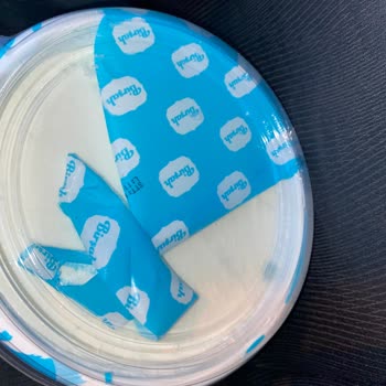 Yoğurt Kapakları Açılmadan Küfleniyor