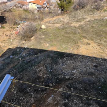 Çocuklar İçin Tehlike Arz Eden Uçurum