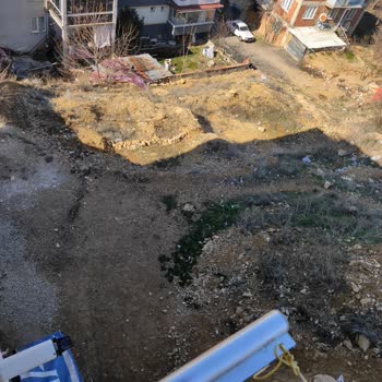 Çocuklar İçin Tehlike Arz Eden Uçurum