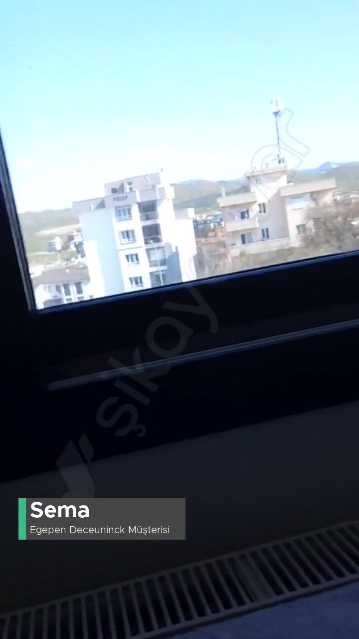 Egepen Deceuninck Kapı Pencere Pervazlarından Soğuk Geliyor, Donuyoruz! videonun kapak resmi