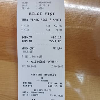 Sivri Kenar Montumu Yırtarken Müdürün Umursamaz Tavrı