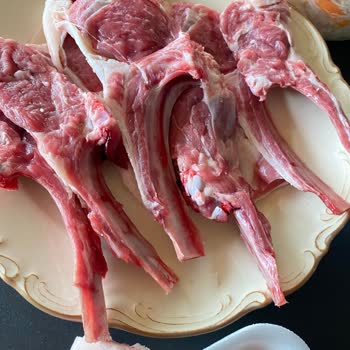 Kalitesiz Et Ürünleri Ve Yanıltıcı Sunum