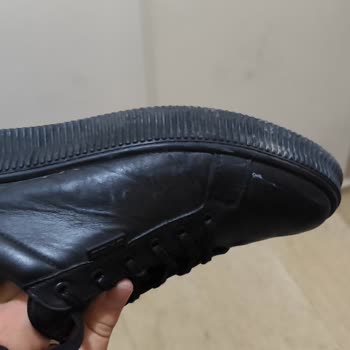 FLO Ayakkabı'da Hayal Kırıklığı: Hatalı Ürün Ve Yetersiz Çözüm