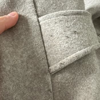 Zara Kabanında Hayal Kırıklığı: Tüylenme Ve İade Sorunu