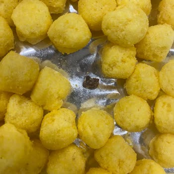 Çerezza Cipsinin İçinden Çıkan Şaşırtıcı Cisimler