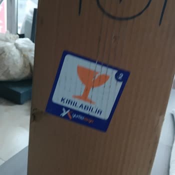 Yurtiçi Kargo Kargom Kutusu Yırtık Ağzı Açılmış Tekrar Kapatılmış Şekilde Teslim Edildi!