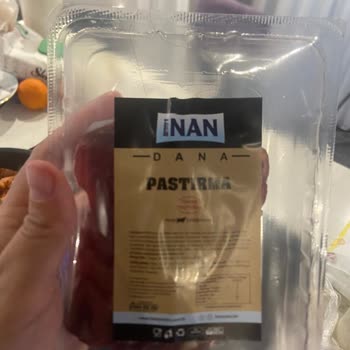 Hijyen Sorunu: Üründe Saç Kılı