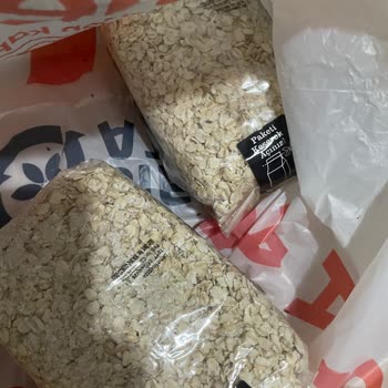 Migros Hemen'den Gelen Böcek Dolu Yulaf Ezmesi Şoku