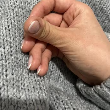 Elegance Bayan Kuaförü | Sancaktepe Tırnak Yapımı Kötü, İlgisizlik Ve Üslup Sıfır!