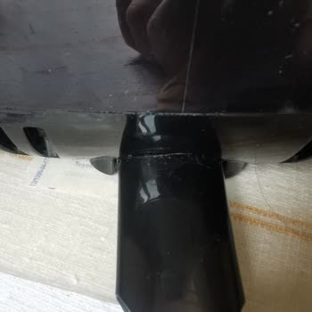 Onarım Sonrası Kırık Parça Şoku: Media Markt'tan Hayal Kırıklığı