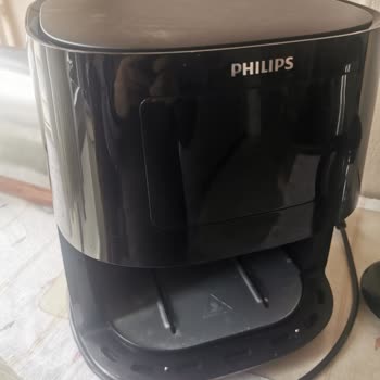 Media Markt'tan Aldığımız Philips Airfryer Onarım Sürecinde Hasar Gördü