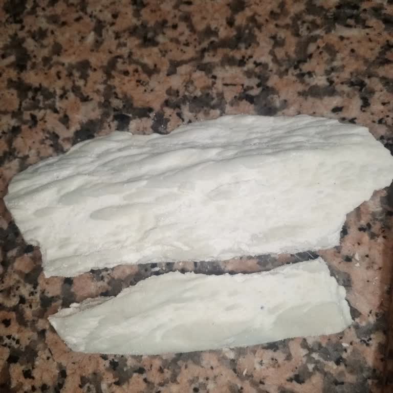 Tursil Matik Deterjandan Çıkan Gizemli Cisim Şoku