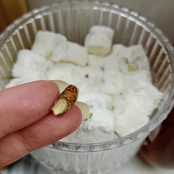 Makbul Lokumları: Sağlık Tehlikesi Ve Müşteri Hizmetlerinde Hayal Kırıklığı