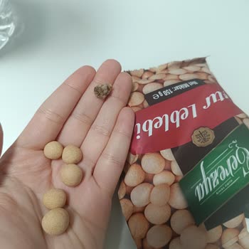 Çıtır Leblebi İçinden Taş Şoku!