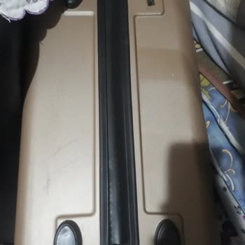 Valizlerin Tekerlekleri Kırık Teslim Edildi