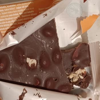 Kahve Dünyası'nın Tambol Bademli Çikolatasında Kurt Şoku!