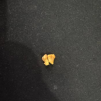 Zirve Soğuk Baklava Fıstıklı Baklavanın İçinden Yabancı Cisim Çıktı