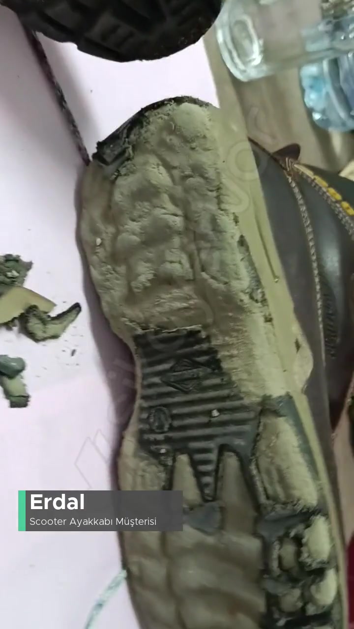 Scooter Botun Tabanı Eridi! videonun kapak resmi