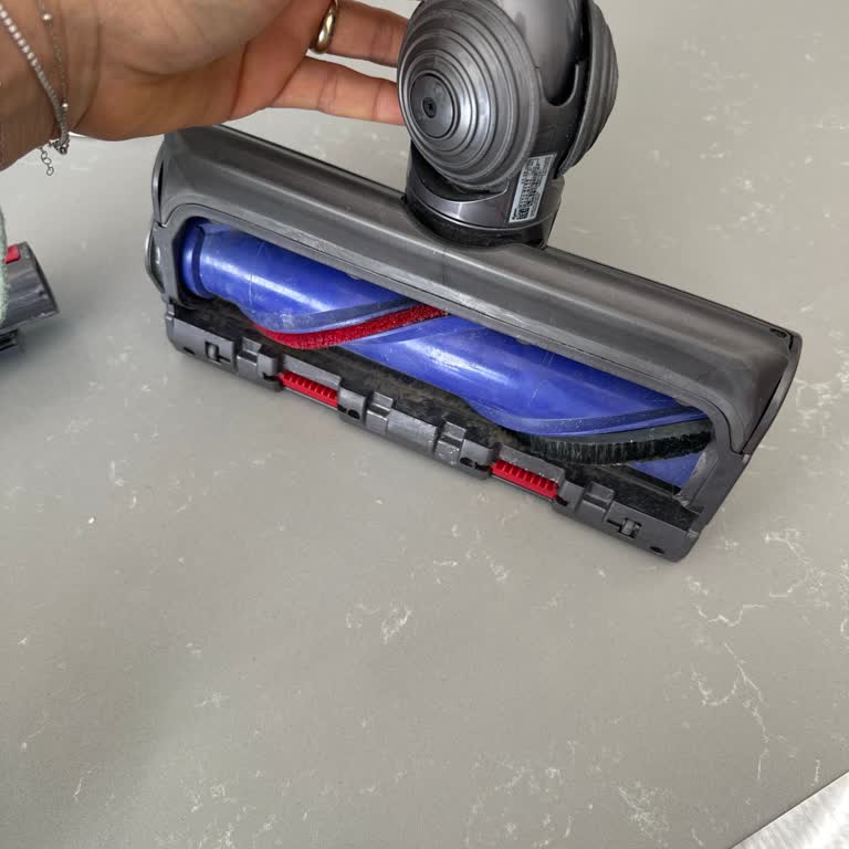 Dyson Süpürge Başlığı Sorunu Ve Yetersiz Destek