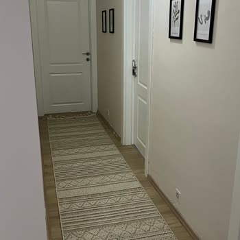 Venucci Home & Living'den Aldığım Halılar Defolu Çıkıyor