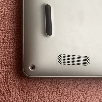 Huawei Service Returned My Matebook 14 with Missing Screws After Repair