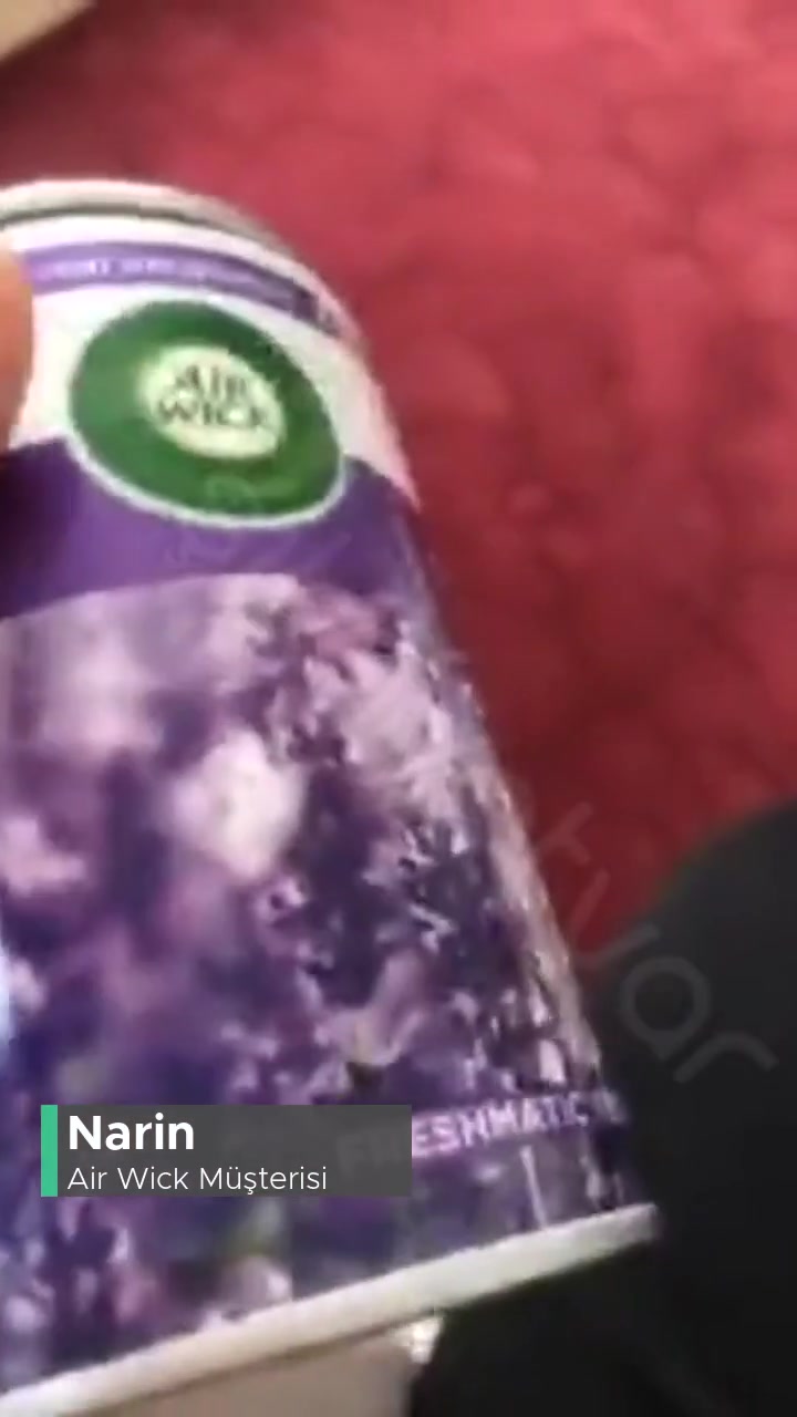 Air Wick Başlık Kırıldı, Yardımcı Olun Lütfen! videonun kapak resmi