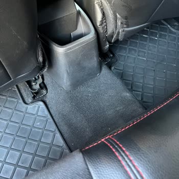 Kötü Hizmet: İzmir Hilltown Oto Yıkama'da Hayal Kırıklığı