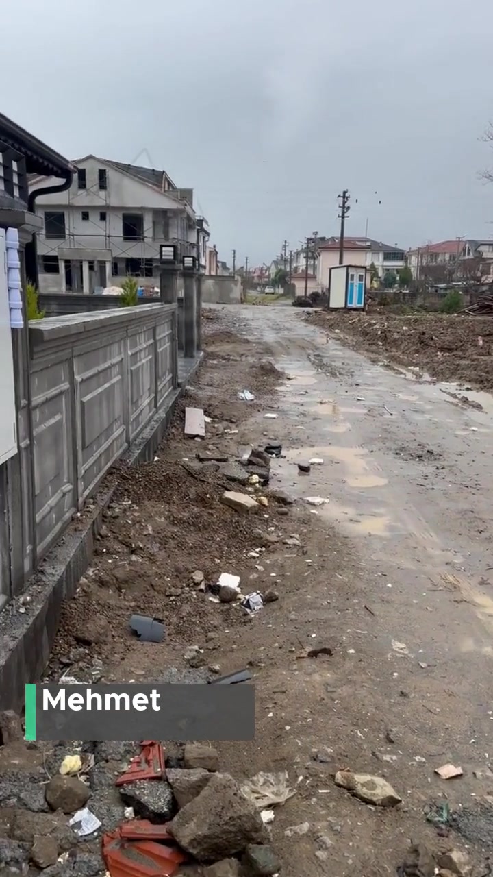 Sakarya Büyükşehir Belediyesi Sokaklarımız Bataklık, Çöplük İçinde Belediyenin Çalışması! videonun kapak resmi