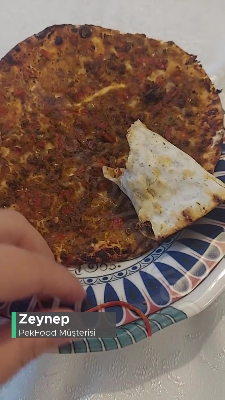 Pekfood Lahmacun İçindeki Yabancı Cisim! videonun kapak resmi