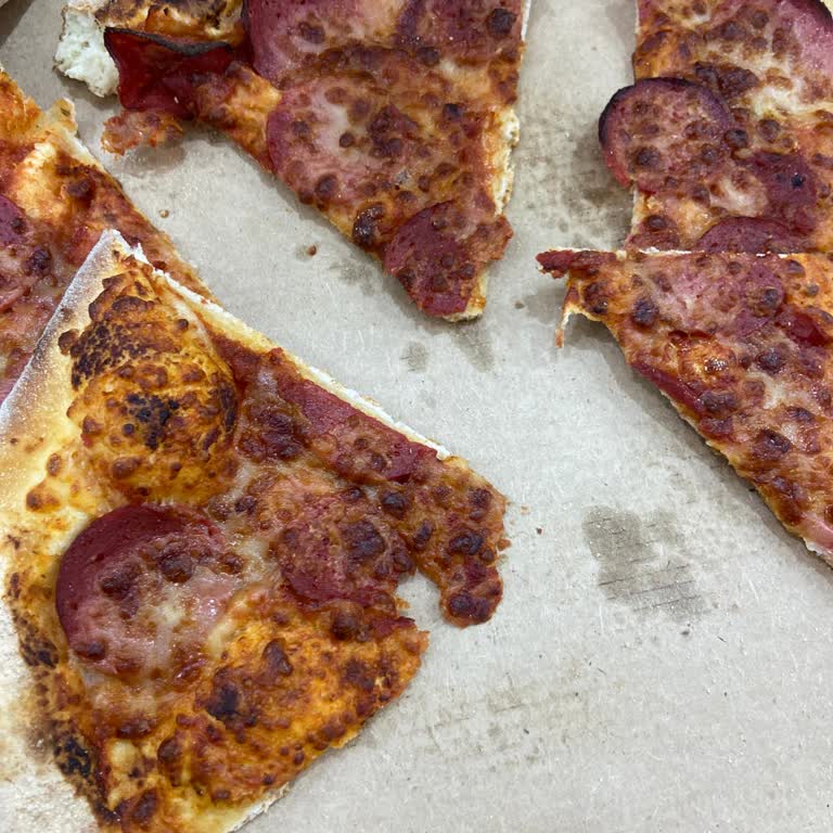 Domino's Siparişinde Gecikme Ve Soğuk Pizza Sorunu